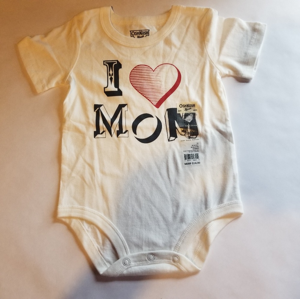 Oshkosh B'gosh Onesie I ❤ Mom